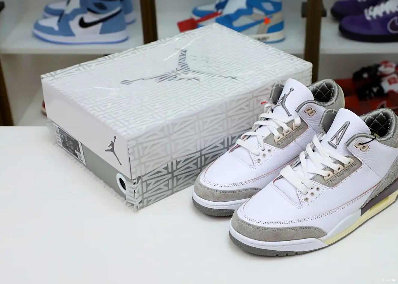 X 3 JORDAN WMNS AIR MANIÉRE 0402